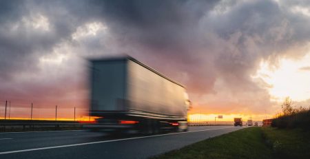 LTL vs. FTL en México: diferencias, ventajas y cuándo usar cada modalidad