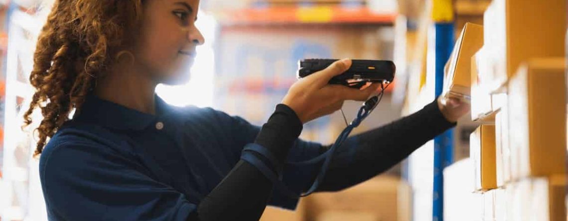 Qué es picking y packing​: guía completa del servicio que agiliza tus pedidos en línea