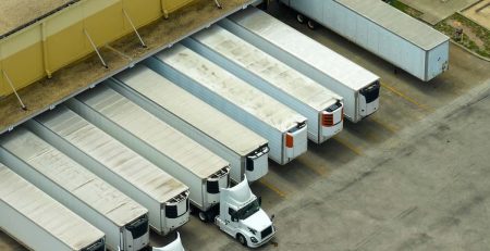 Seguro de transporte terrestre: qué cubre y cuánto cuesta